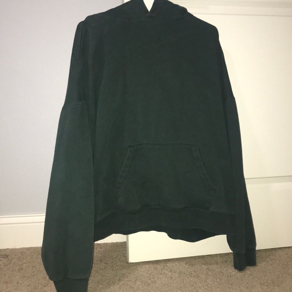 Essentials Swearshirt